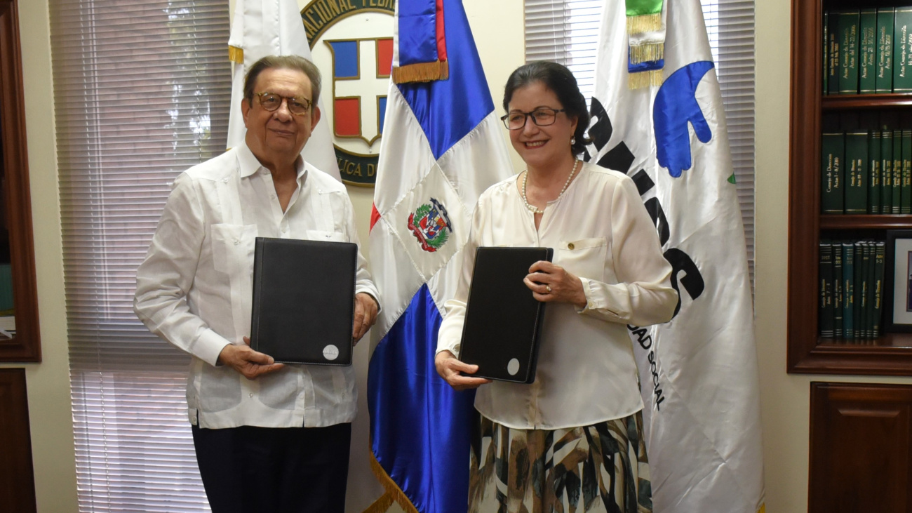 CNSS y Unphu firman acuerdo interinstitucional para impartir diplomado ...